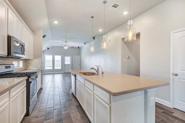 Building Photo - 20835 Tallow View Ln