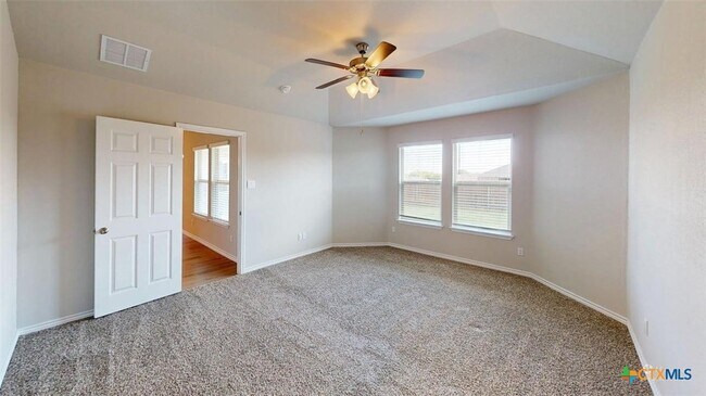 Building Photo - 1928 Rosson St