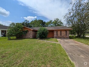 Building Photo - 4404 Raven St