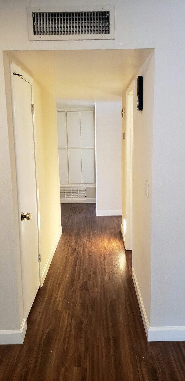 Building Photo - Stunning McCormick Ranch home