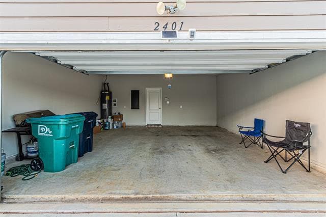 Building Photo - 2401 Davenport Dr