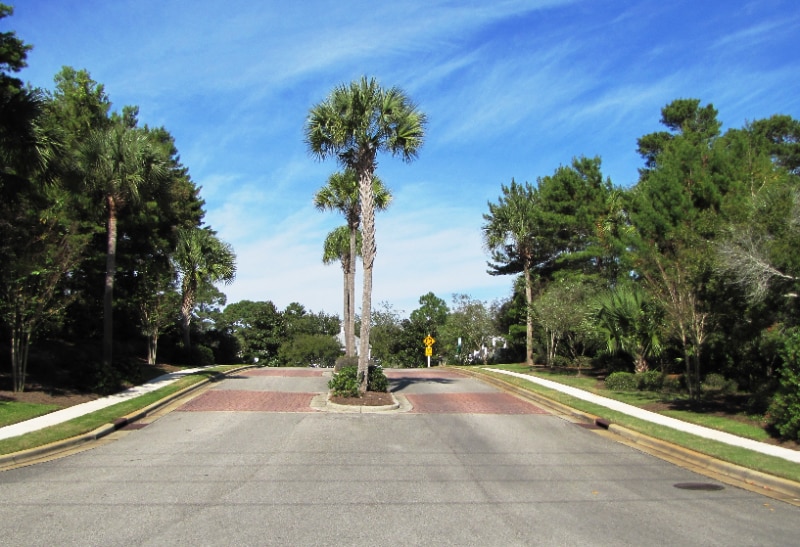 Building Photo - 350 Tradewinds Dr