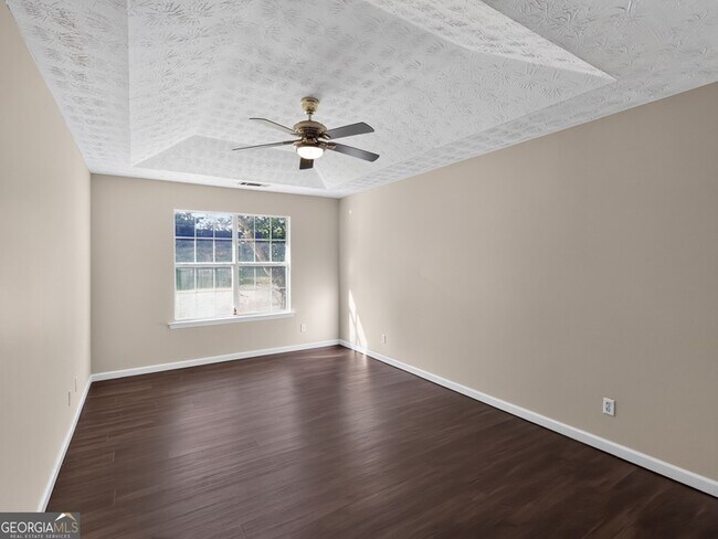 Building Photo - 22 Canterbury Dr