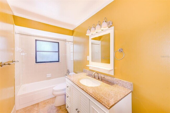 Building Photo - 3471 14th Ave N