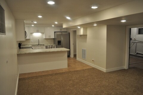 Building Photo - 1071 W 10550 S