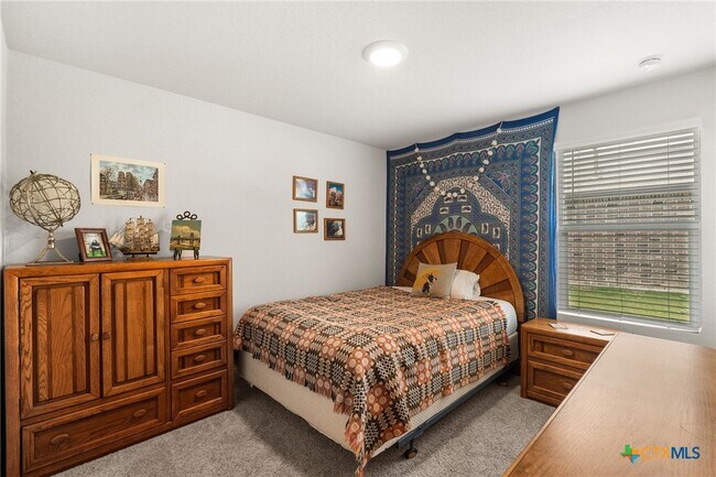 Building Photo - 1444 Acorn Wood