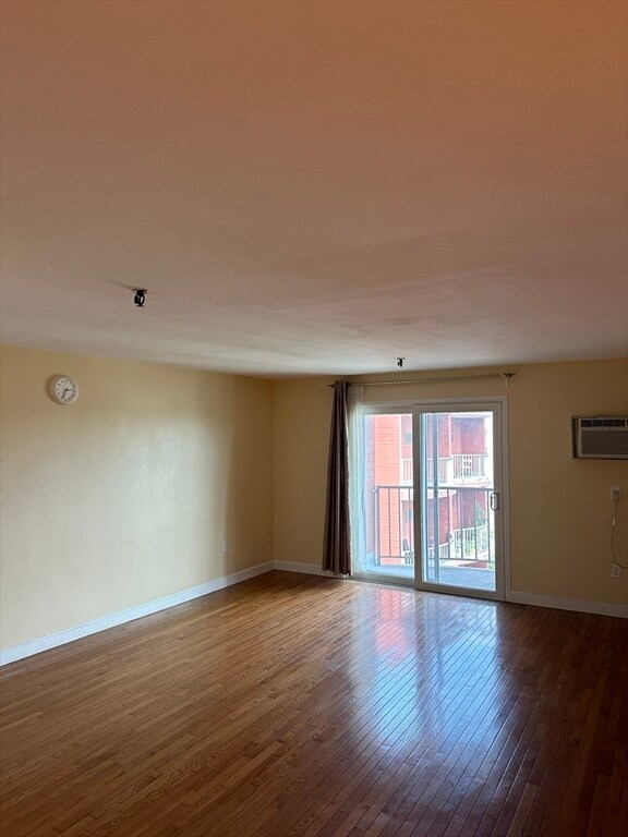 Building Photo - 115 W Squantum St