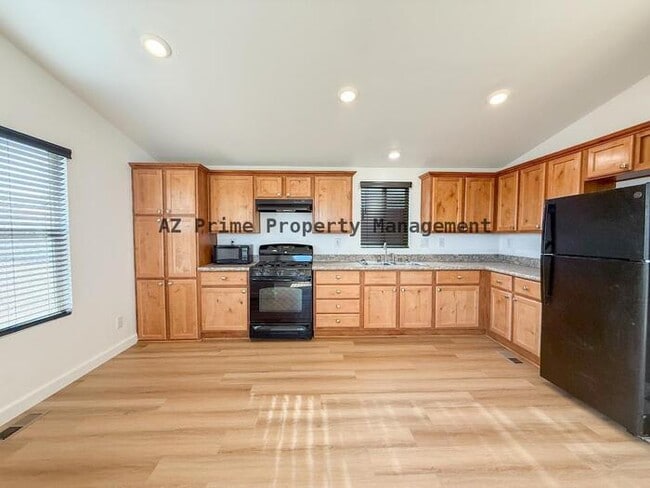 Building Photo - 51880 Gold Plains Rd