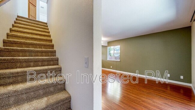Building Photo - 57 Okelly Way