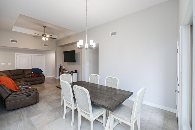 Building Photo - 1025 La Muralla St