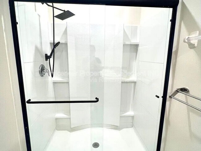 Building Photo - 5795 Cape Primrose Dr