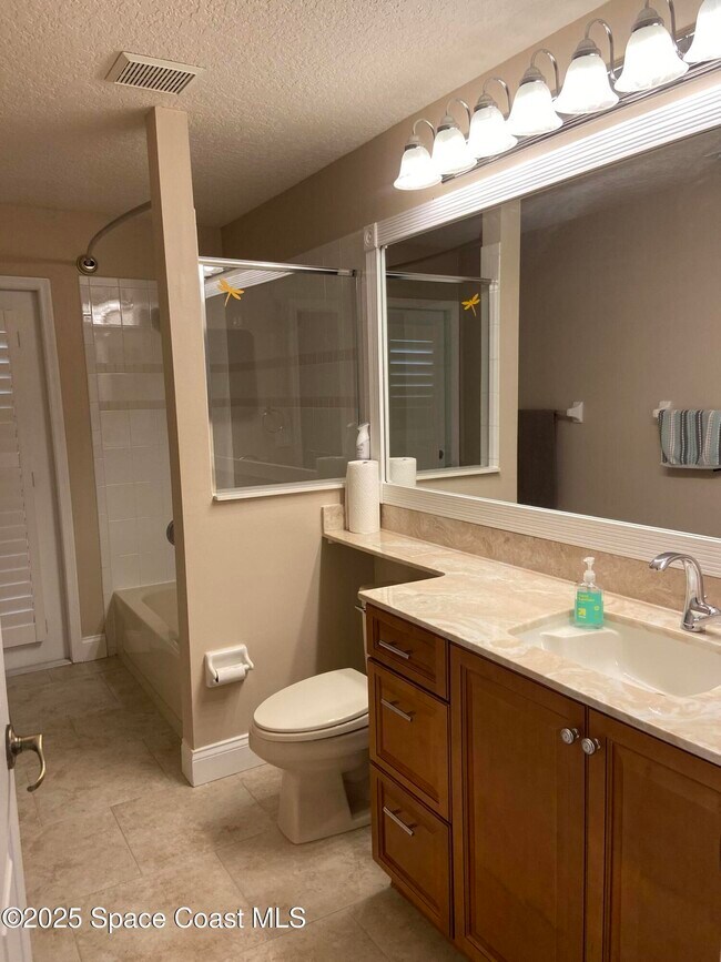 Building Photo - 1847 Abbeyridge Dr