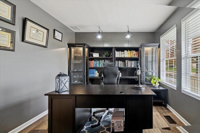 Building Photo - 60 Wingate Dr