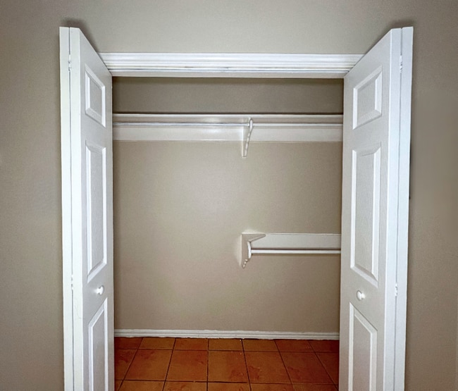 Building Photo - 5120 San Francisco Ave