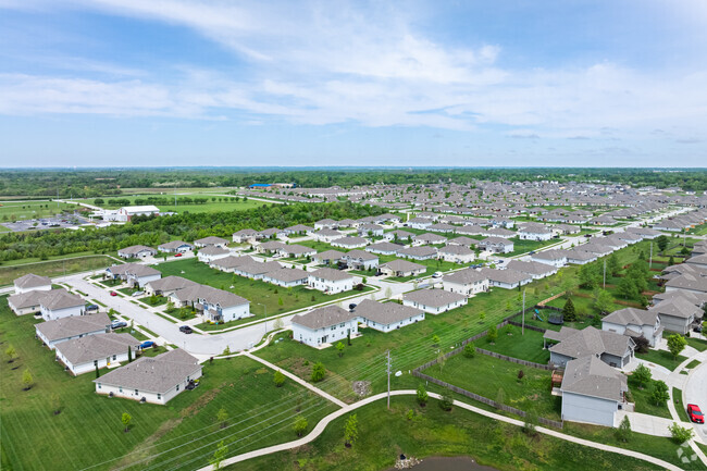 Aerial Photo - Colonial Highlands Villas