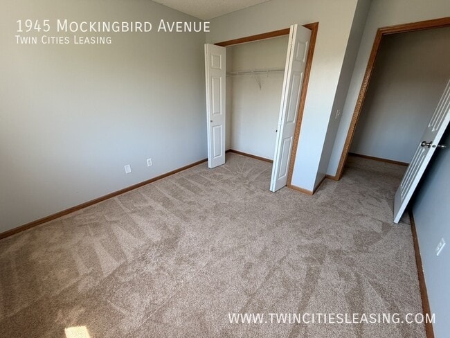 Building Photo - 1945 Mockingbird Ave