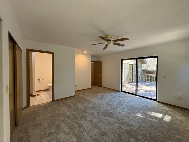 Building Photo - Fanstatic home in Sudden Valley Community!