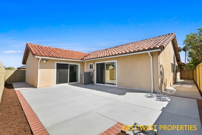 Building Photo - 5012 Greencap Ave