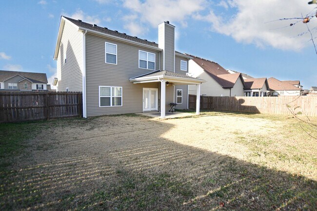 Building Photo - Pet Friendly Four Bedroom with Bonus!