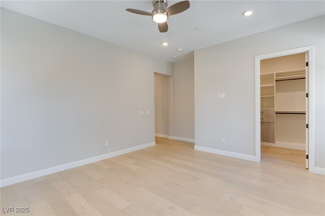 Building Photo - 9133 Las Manaitas Ave