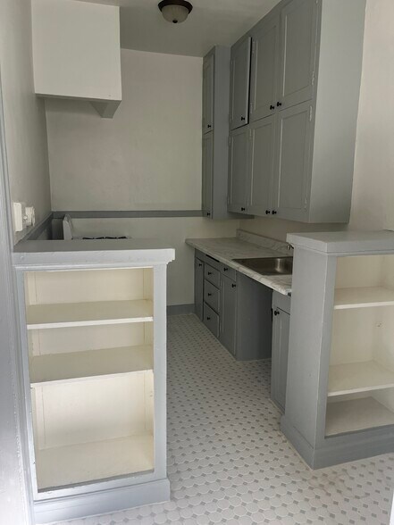 Building Photo - 335 S Rampart Blvd