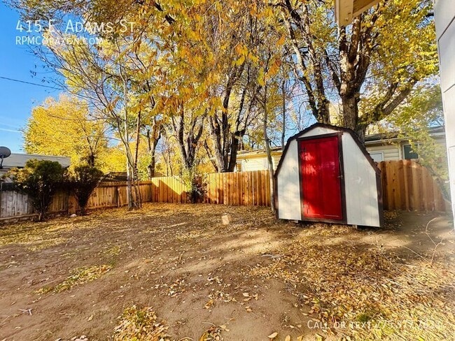 Building Photo - 415 E Adams St