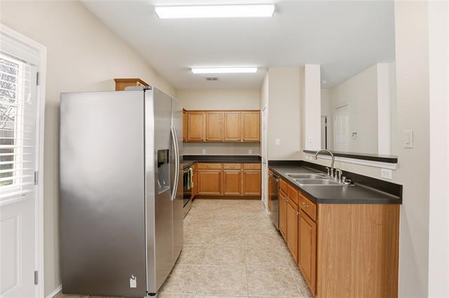 Building Photo - 3913 Hawkins Dr