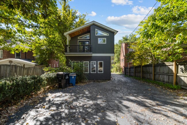 Building Photo - 7117 Northmoor Dr