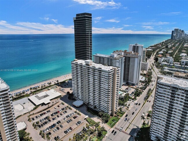 Building Photo - 1980 S Ocean Dr