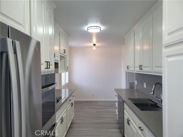 Primary Photo - 5301 Balboa Blvd