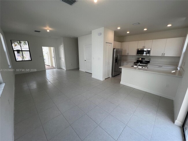 Building Photo - 23464 SW 129th Ave