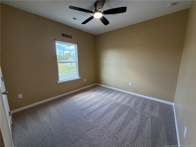 Building Photo - 95 Deodora Ln