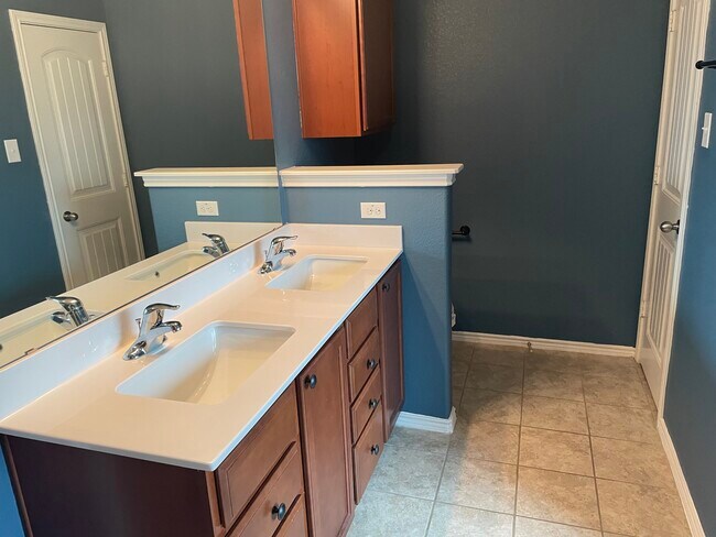 Building Photo - 116 Zoisite Ln