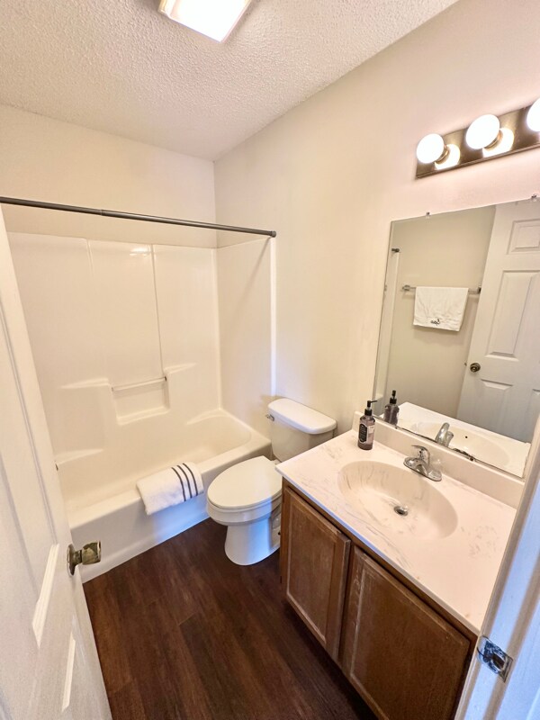 Building Photo - 801 Old Gray Station Rd