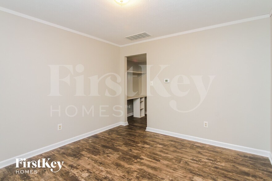 Building Photo - 6987 N Abilene Way