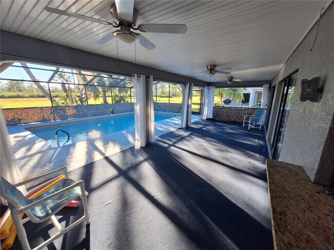 Building Photo - 25676 Aysen Dr