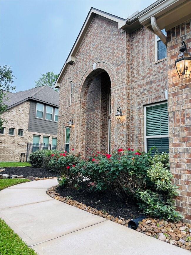 Building Photo - 34 Langstone Place