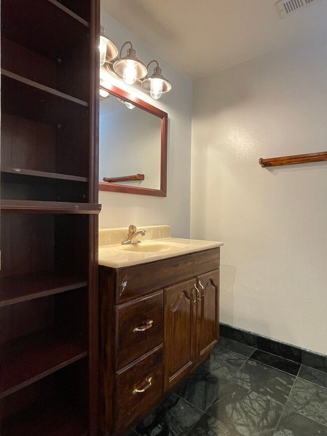 Building Photo - 1150 Pecos Way