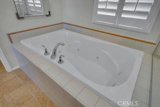 Building Photo - 5649 Como Cir