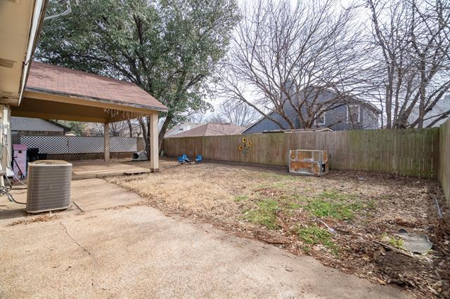 Building Photo - 3005 Woodlark Dr