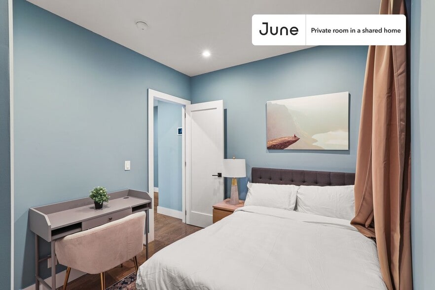 Building Photo - Room in Shared 4 bed/2 bath home