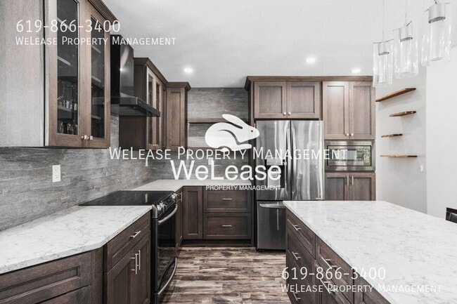 Building Photo - 15147 Avenida Rorras
