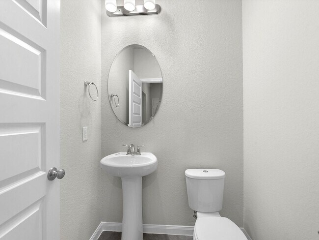 Building Photo - Gorgeous home now available for rent in th...