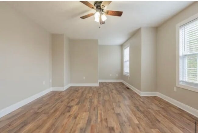 Building Photo - 590 Tall Oak Blvd NW