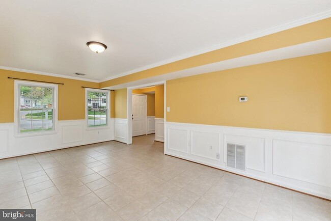 Building Photo - 5566 St Charles Dr