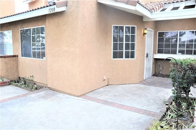 Building Photo - 7208 Hermosa Ave