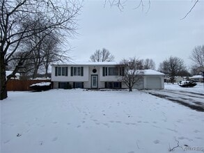 Building Photo - 36 Altair Dr