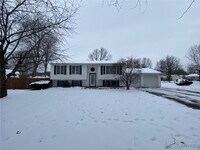 Building Photo - 36 Altair Dr