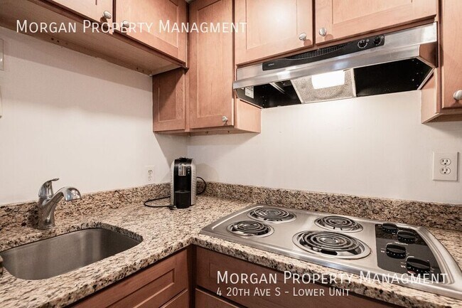 Building Photo - 4 20th Ave S