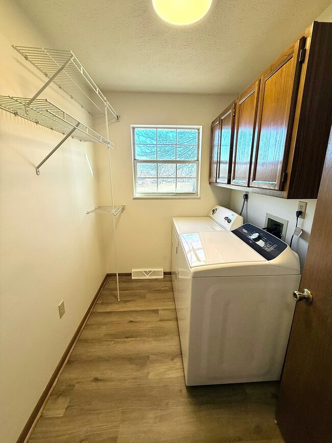 Building Photo - 500 Wesley Rd